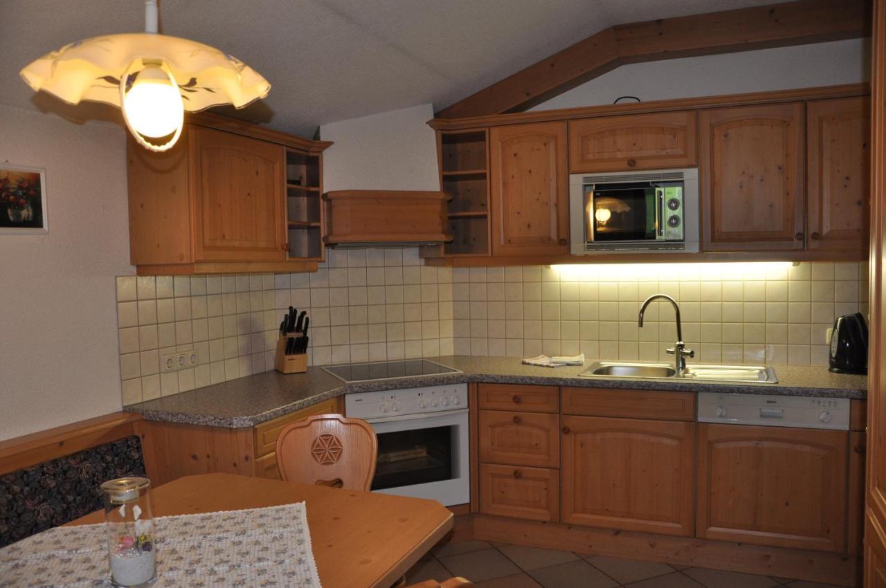 Haus Goldeck Apartment แลร์มอส ภายนอก รูปภาพ