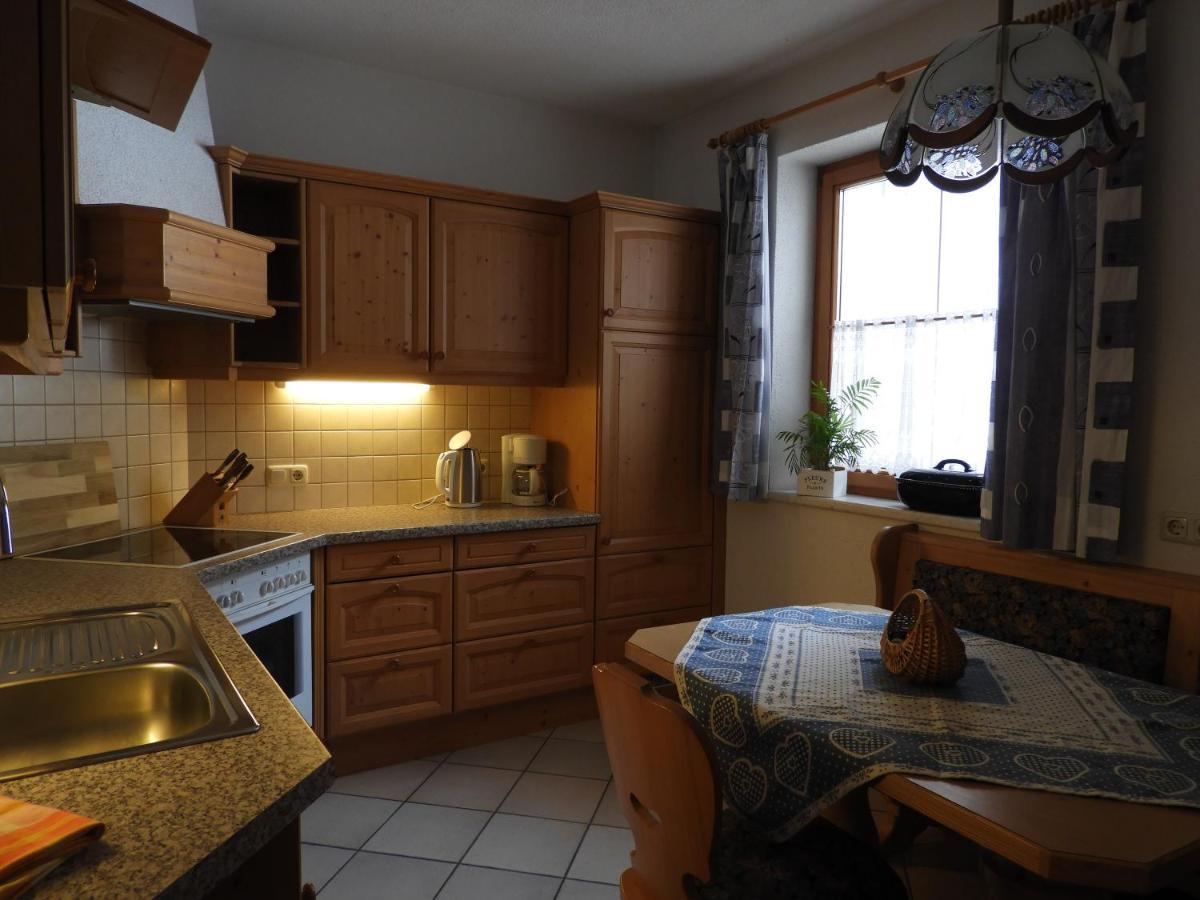 Haus Goldeck Apartment แลร์มอส ภายนอก รูปภาพ