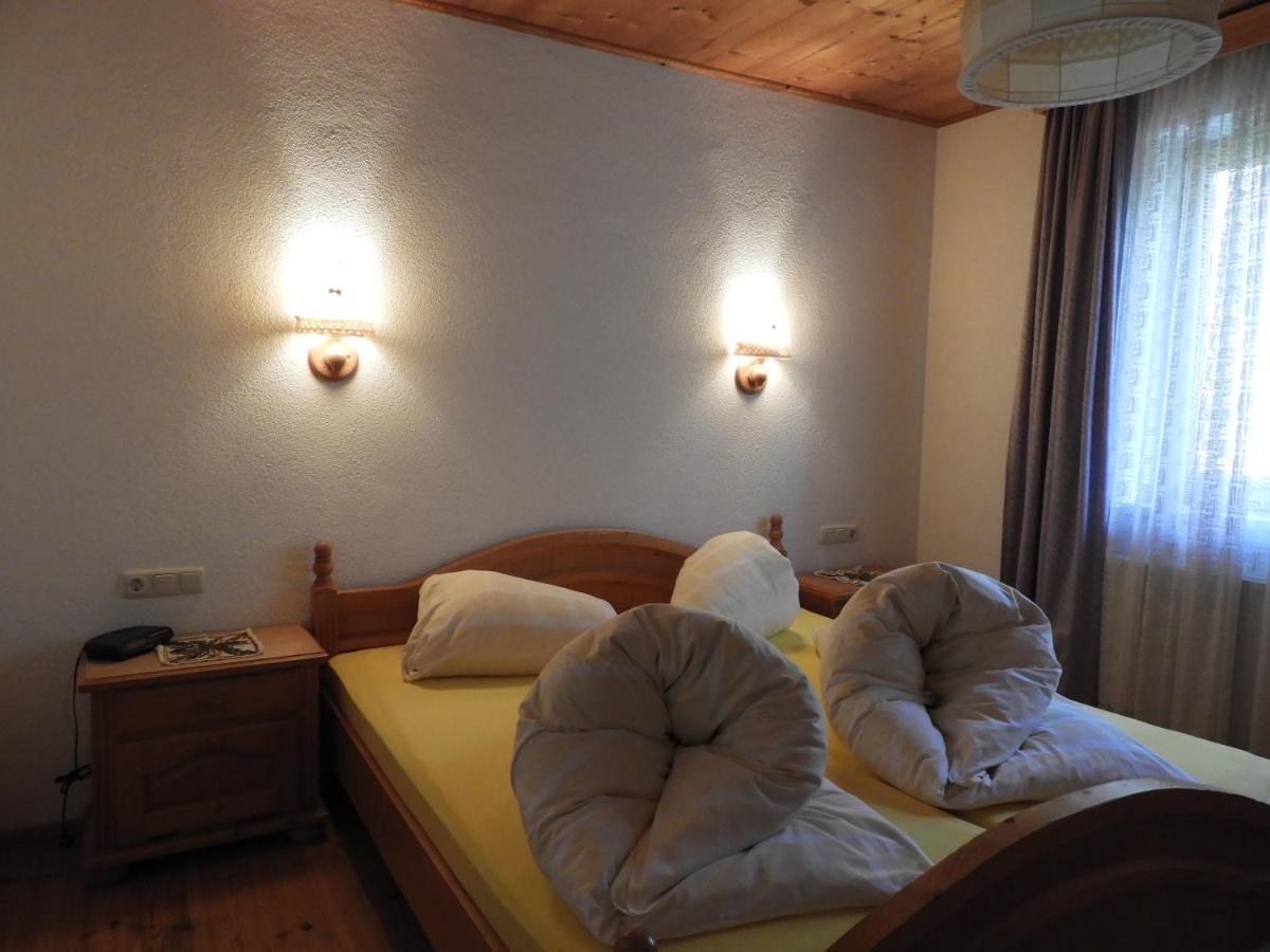 Haus Goldeck Apartment แลร์มอส ภายนอก รูปภาพ