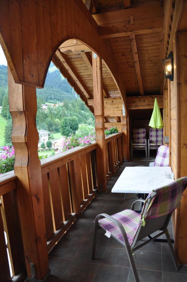 Haus Goldeck Apartment แลร์มอส ภายนอก รูปภาพ